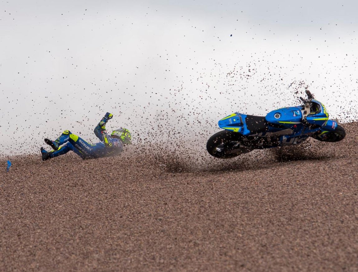 Dura caída de Iannone en Sachsenring