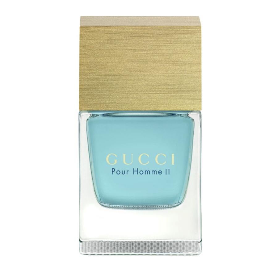 Pour Homme II. Esta fragancia fresca, amaderada y picante tiene entre sus notas de salida la bergamota y las hojas de violeta, las notas de cuerpo canela, pimienta y té negro, las notas base estan compuestas por hojas de tabaco, almizcle blanco y madera de olivo. 50 ml (81,88 €).