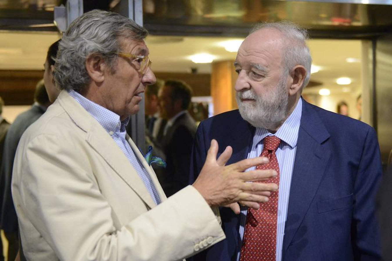 Algunos de los asistentes al foro «40 años de democracia» de Vocento