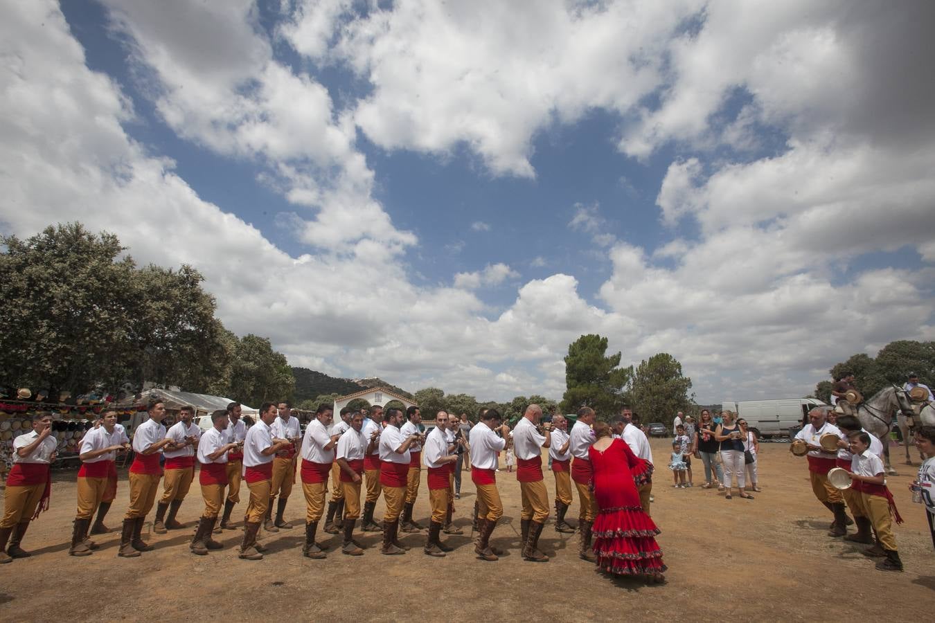 La Danza de las Espadas de Obejo, en imágenes