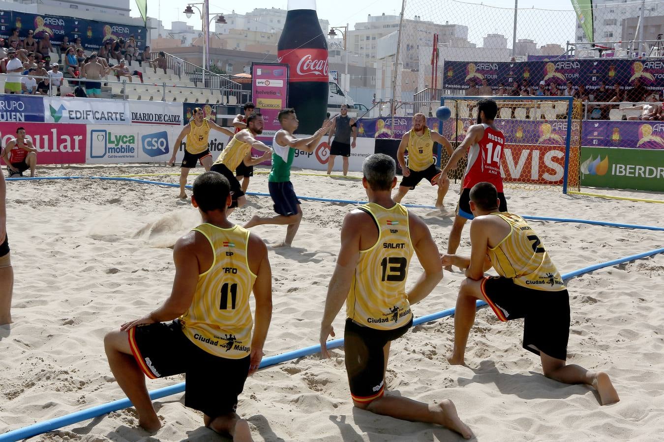 Fotos: Campeonato de Balonmano en la playa Victoria