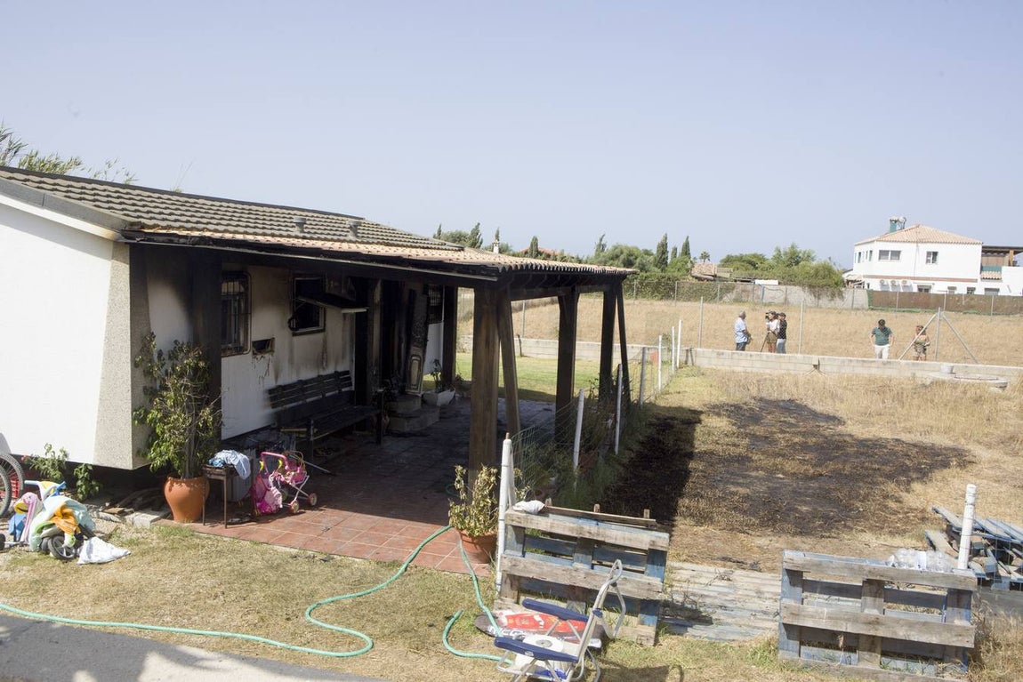 Fotos: Así ha quedado la vivienda arrasada por el fuego en El Palmar