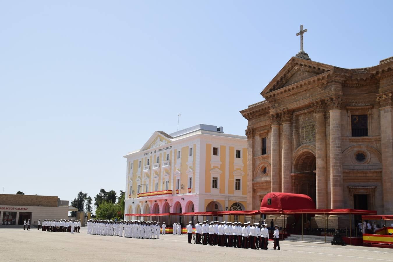 La Armada celebra la Virgen del Carmen