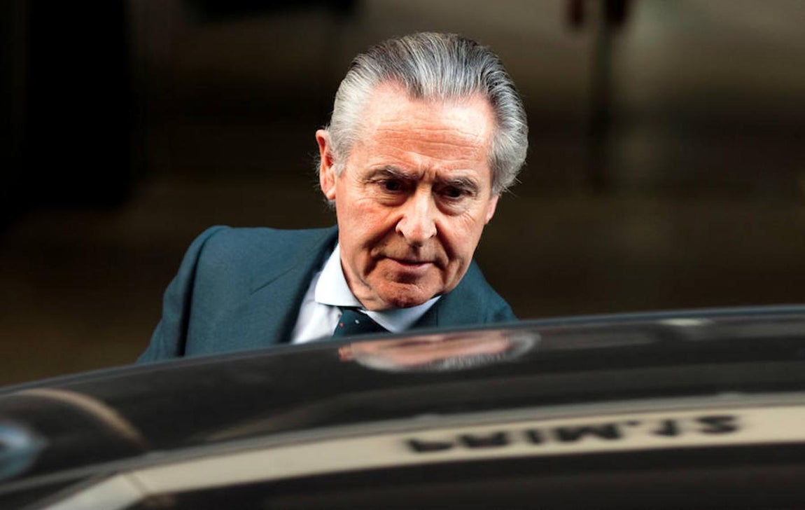 Miguel Blesa abandonando la Audiencia Nacional. 