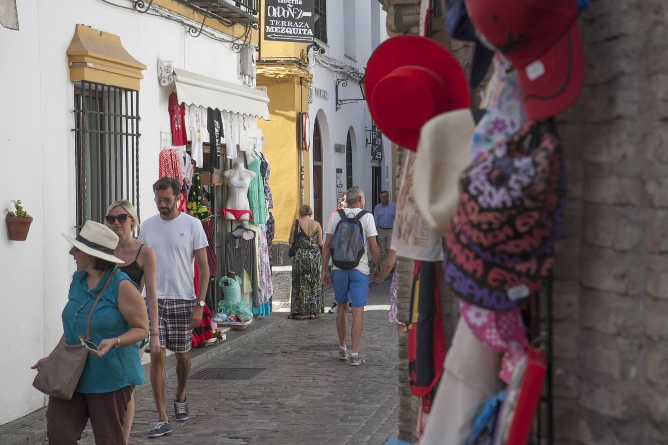 Los tenderetes de la Judería de Córdoba, en imágenes