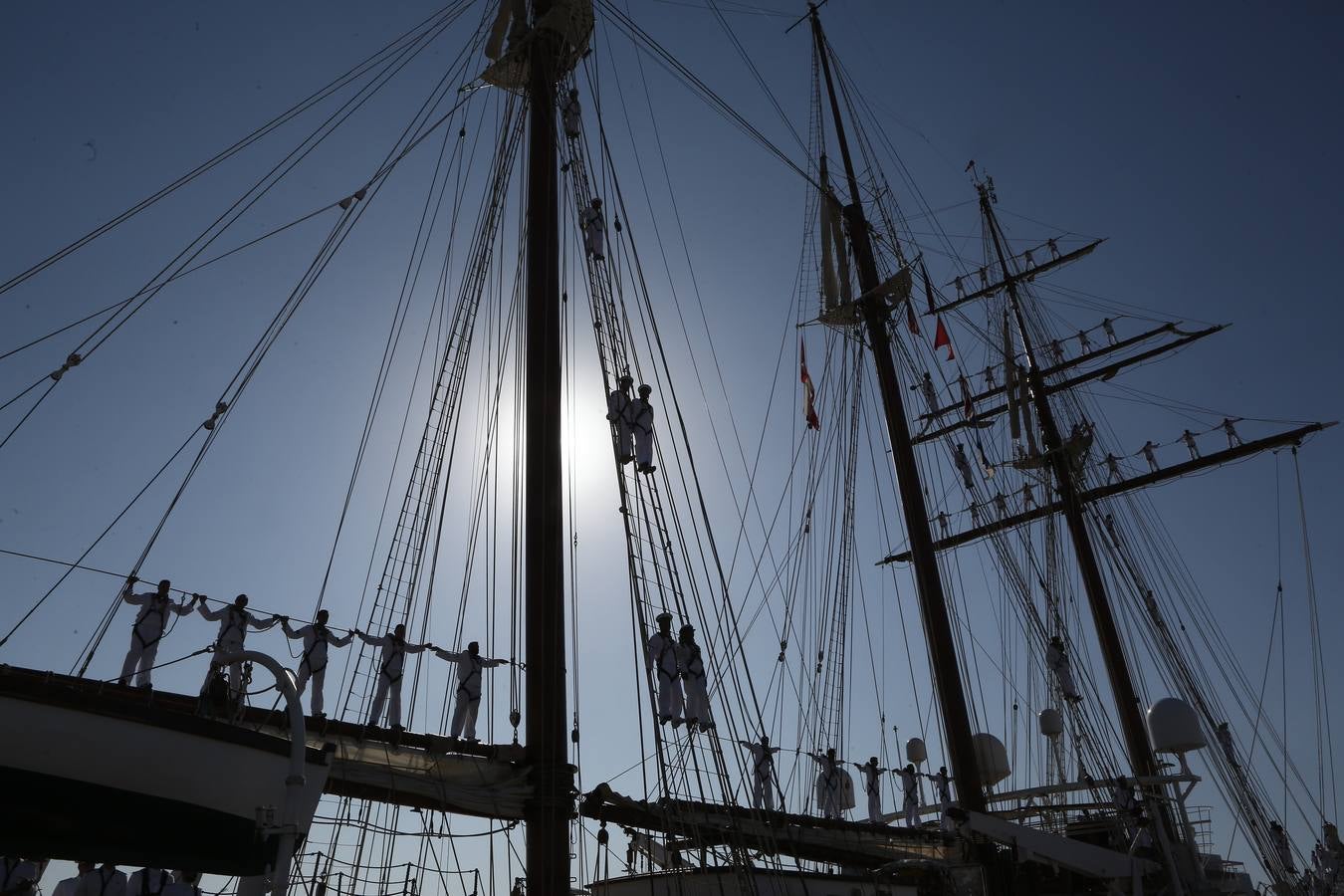 El buque regresa a Cádiz tras su 89º crucero de instrucción