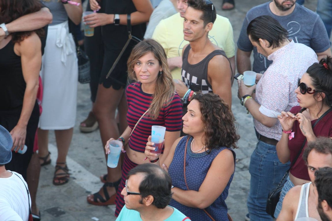 Momentos mágicos en el concierto de Coque Malla