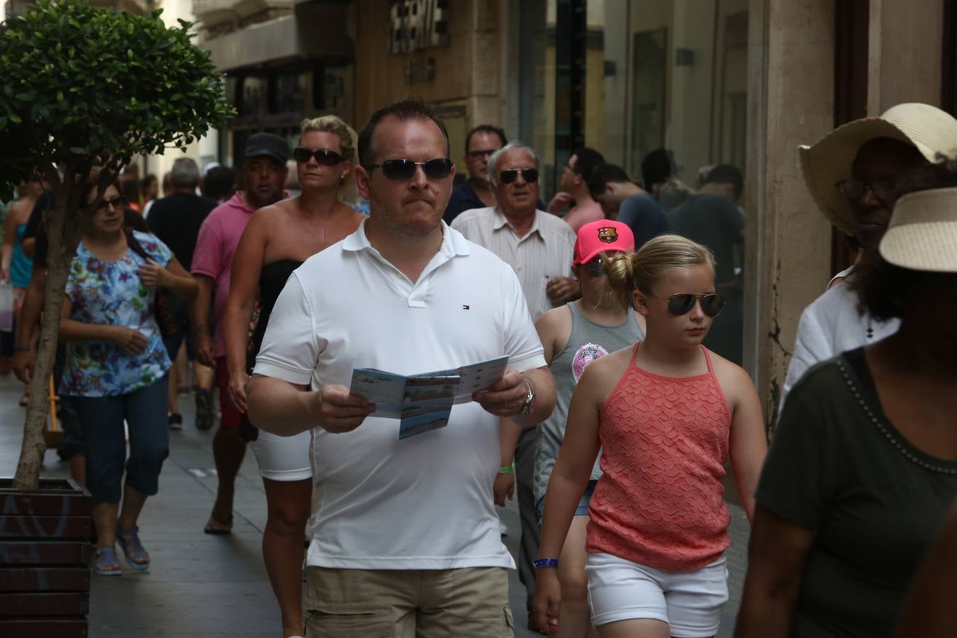 Más de 17.000 personas llegan a la ciudad en cuatro grandes cruceros