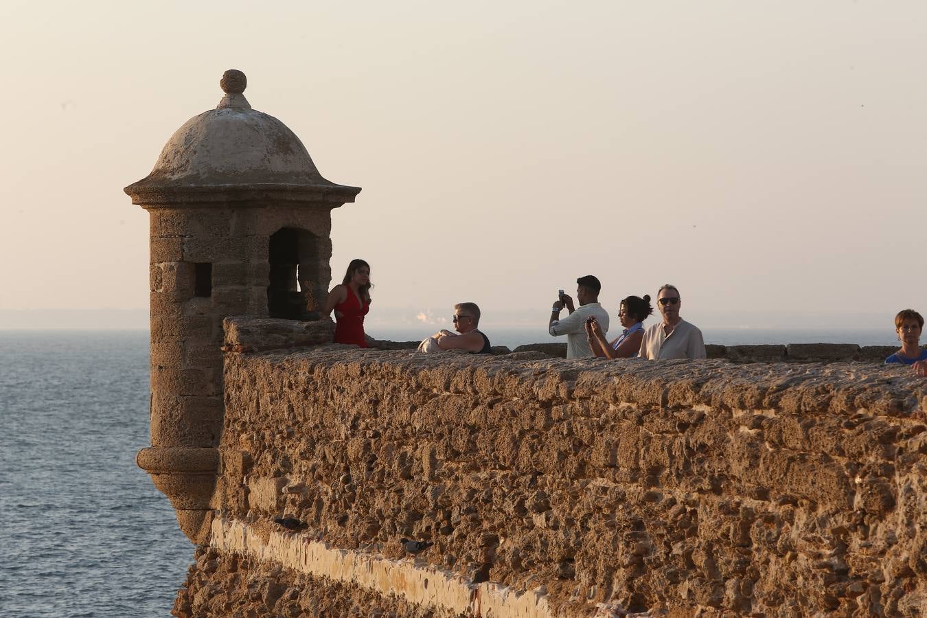 Puestas de sol en el castillo de Santa Catalina de Cádiz