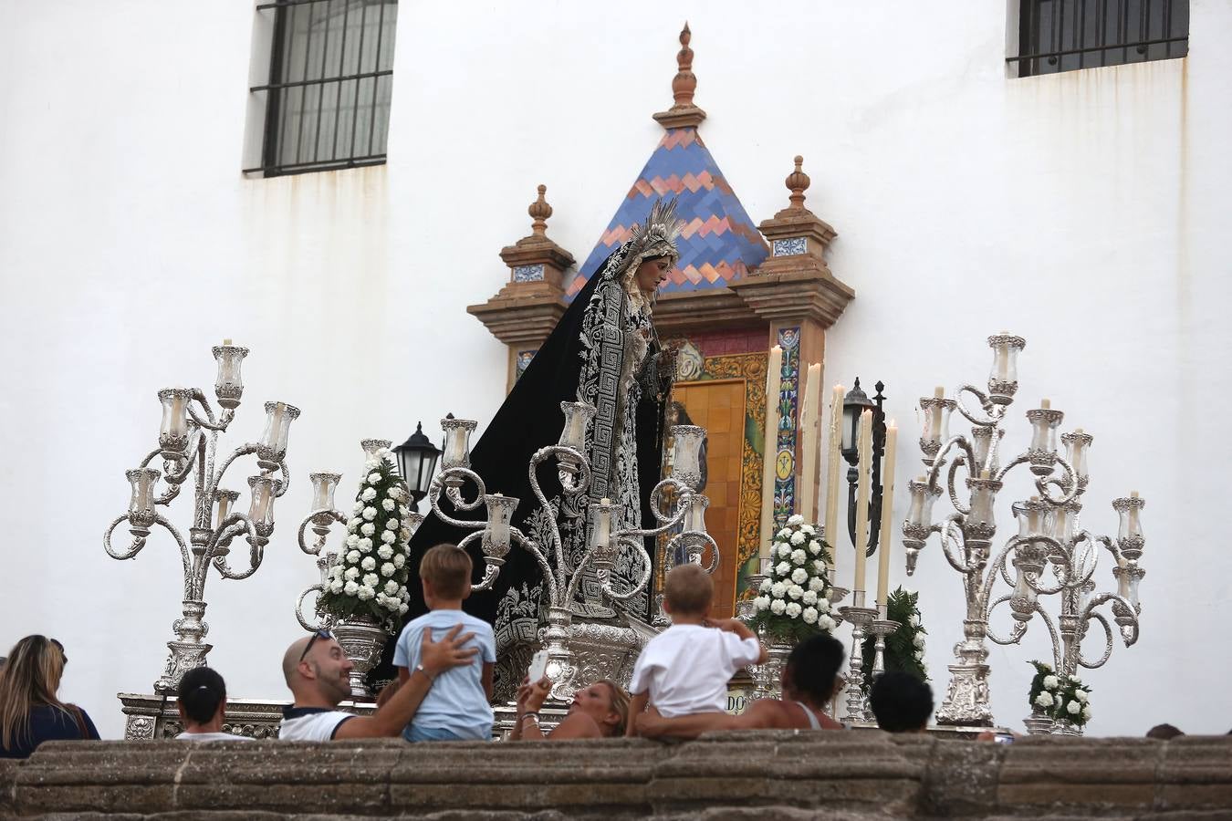 Traslado de la Virgen de la Soledad a la iglesia de Santa María