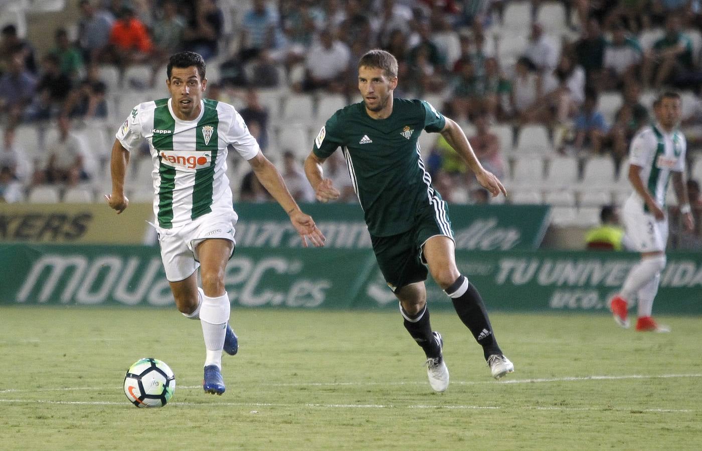 Imágenes de la presentación del Córdoba ante el Betis