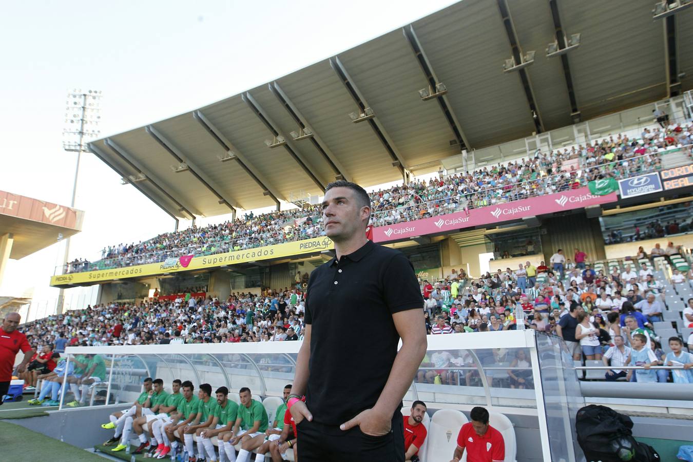 Imágenes de la presentación del Córdoba ante el Betis