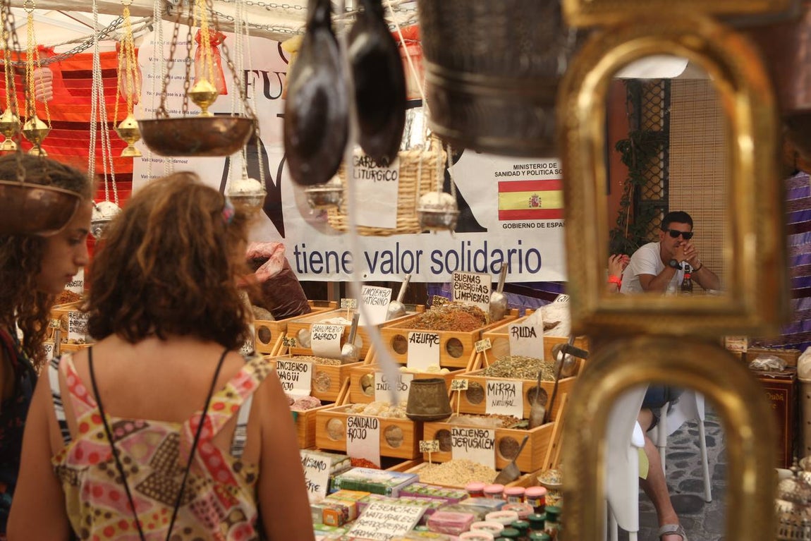 El Mercado Andalusí llega al Pópulo con más puestos y actividades