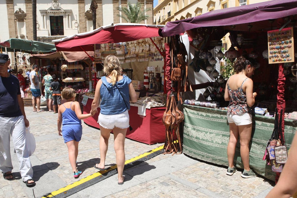 El Mercado Andalusí llega al Pópulo con más puestos y actividades