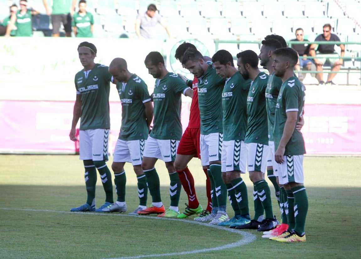 Minuto de silencio por los atentados de Cataluña. 