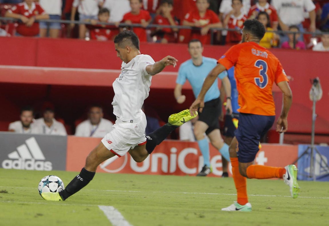 El encuentro entre el Sevilla FC y el Istambul Basaksehir, en imágenes