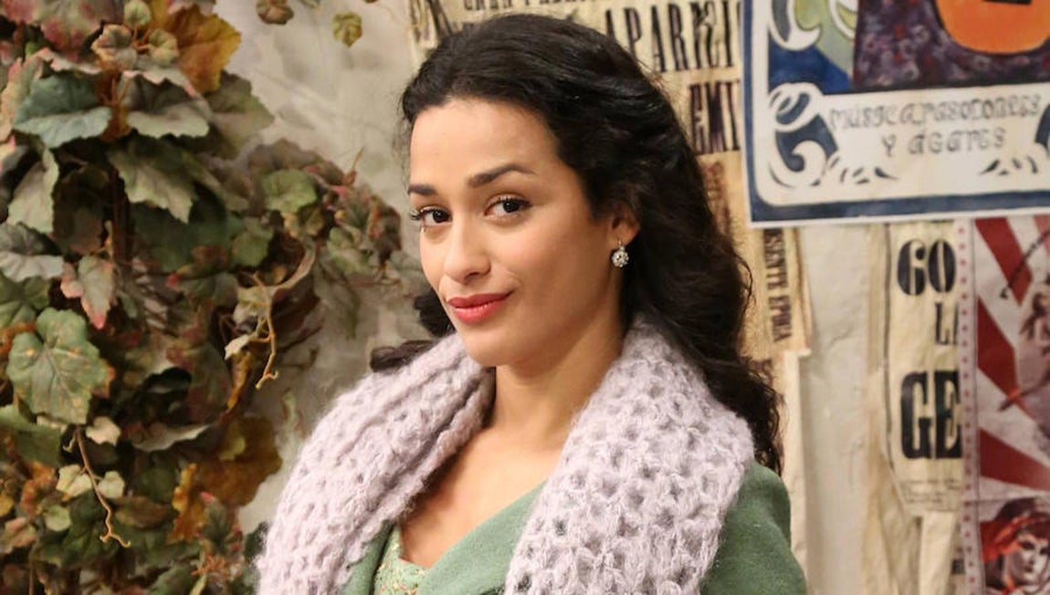 6. Chanel Terrero. La actriz cubana tiene una amplia trayectoria en nuestro país. Tuvo un gran papel en «Águila Roja» y participó en series como «B&amp;B» y Gym Tony». También formó parte del elenco de «Perdóname, señor», «La pelu» y «El secreto de puente viejo».