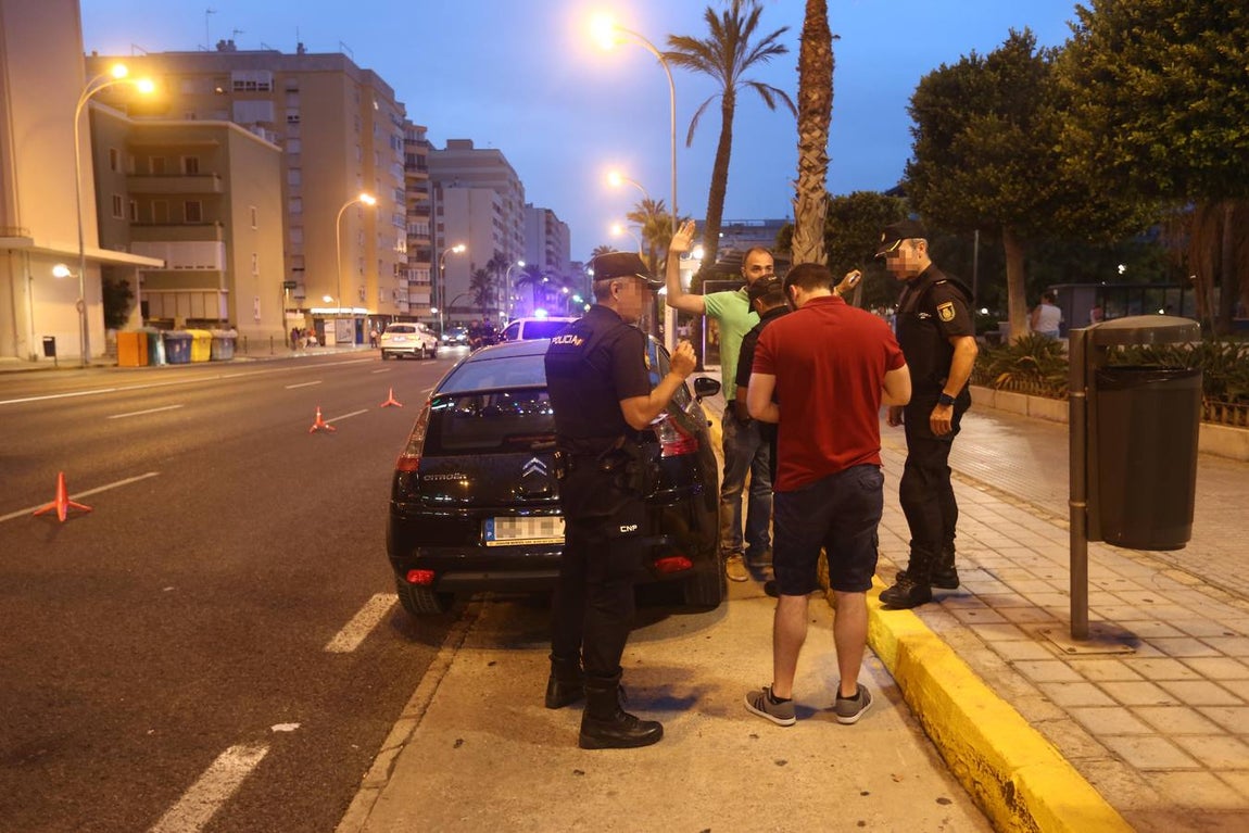 FOTOS: Medidas de seguridad en Cádiz tras los atentados