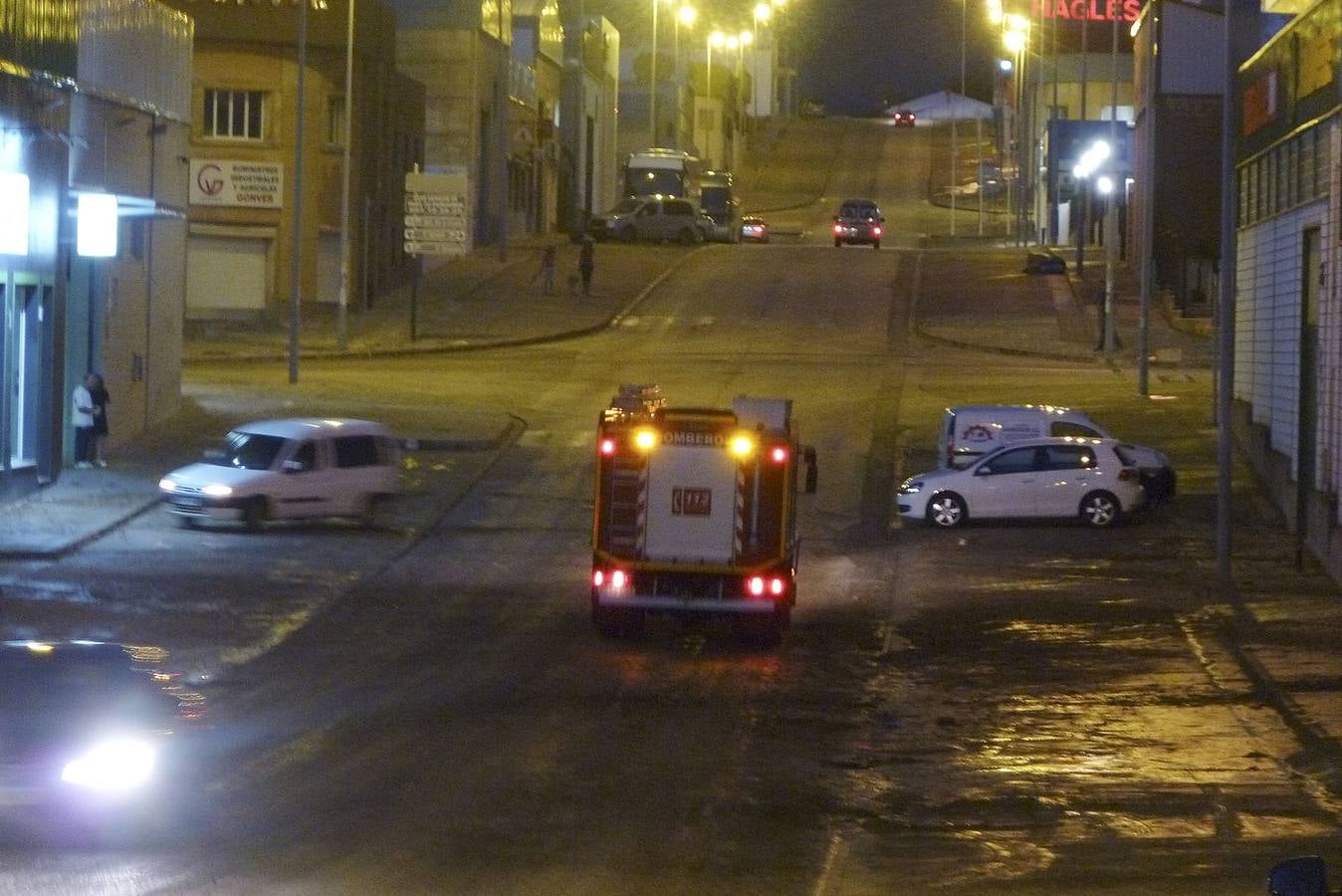 Una fuerte tormenta de quince minutos provoca inundaciones en Estepa