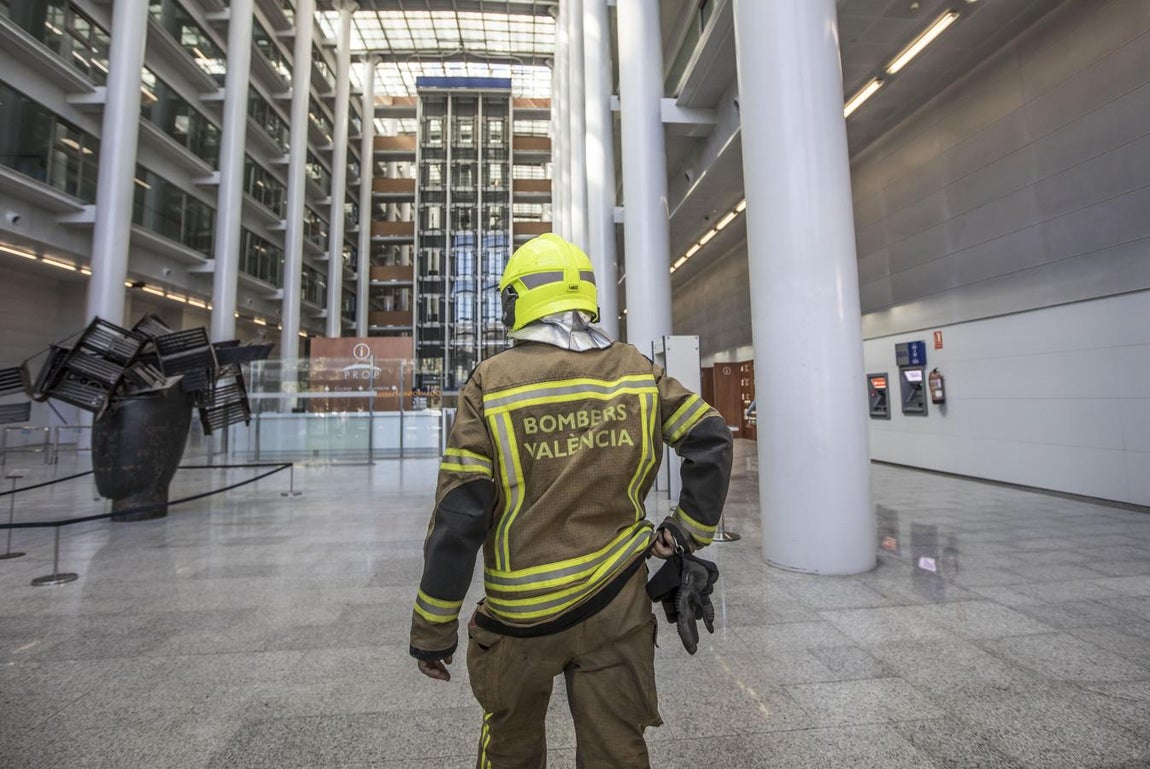 La Ciudad de la Justicia de Valencia tras el incendio. 