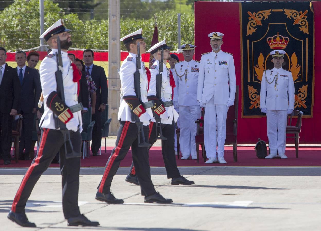 El Rey asiste a los actos del centenario de la Aviación Naval