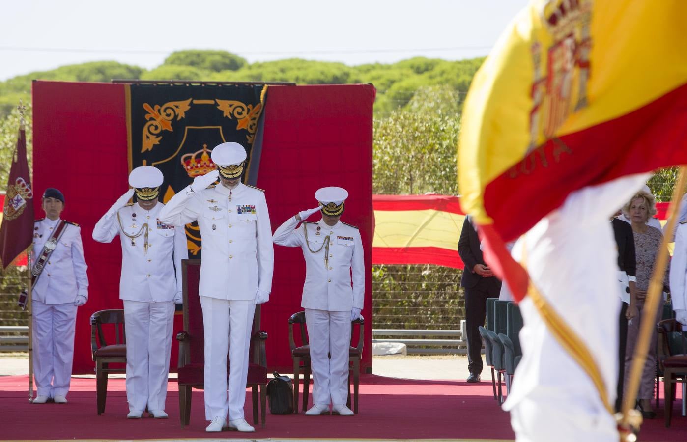 El Rey asiste a los actos del centenario de la Aviación Naval