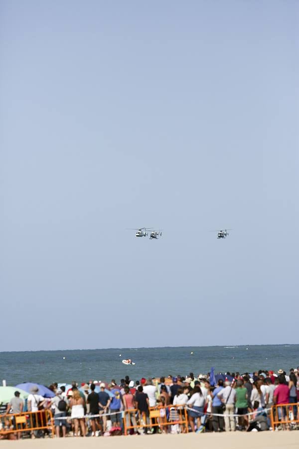 Exhibición aérea con motivo del Centenario de la Aviación Naval