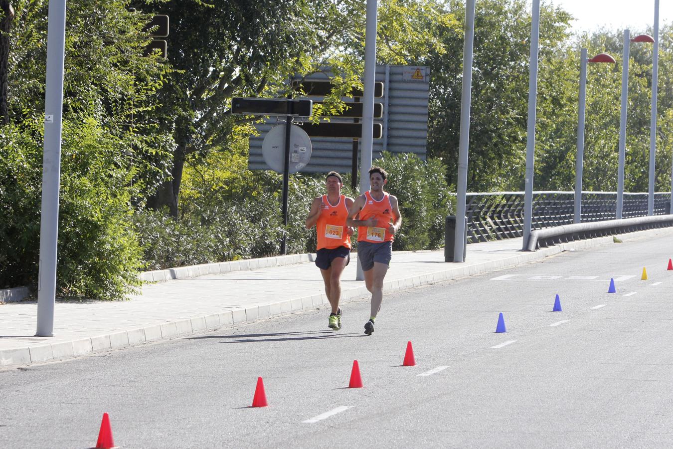 El cross solidario de Toledo, en imágenes