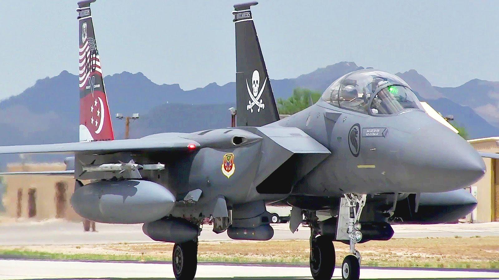 F-15 Eagle. Dentro del campo militar es considerado como uno de los mejores cazas del mundo por su versatilidad y su velocidad máxima