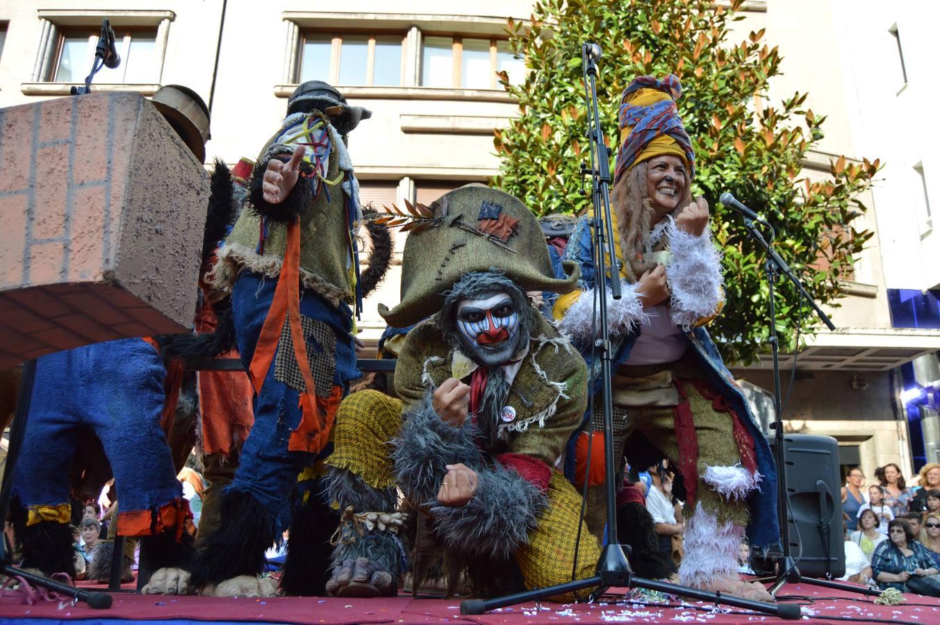 FOTOS: Oviedo en fiestas suena a Cádiz en carnaval