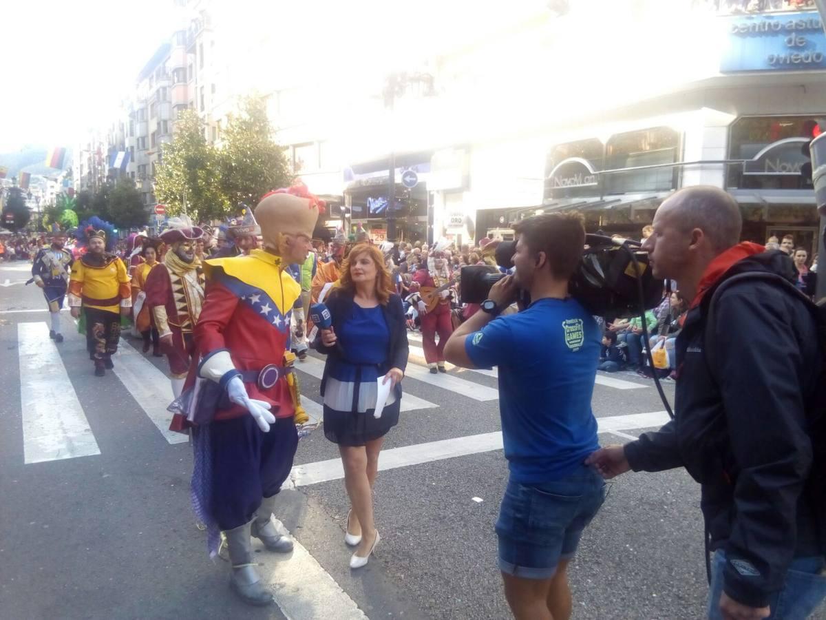 FOTOS: Oviedo en fiestas suena a Cádiz en carnaval