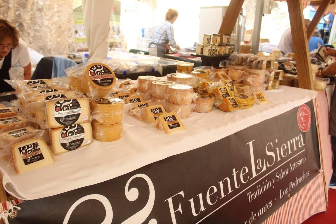 La jornada inaugural de la Fiesta del Queso de Zuheros, en imágenes