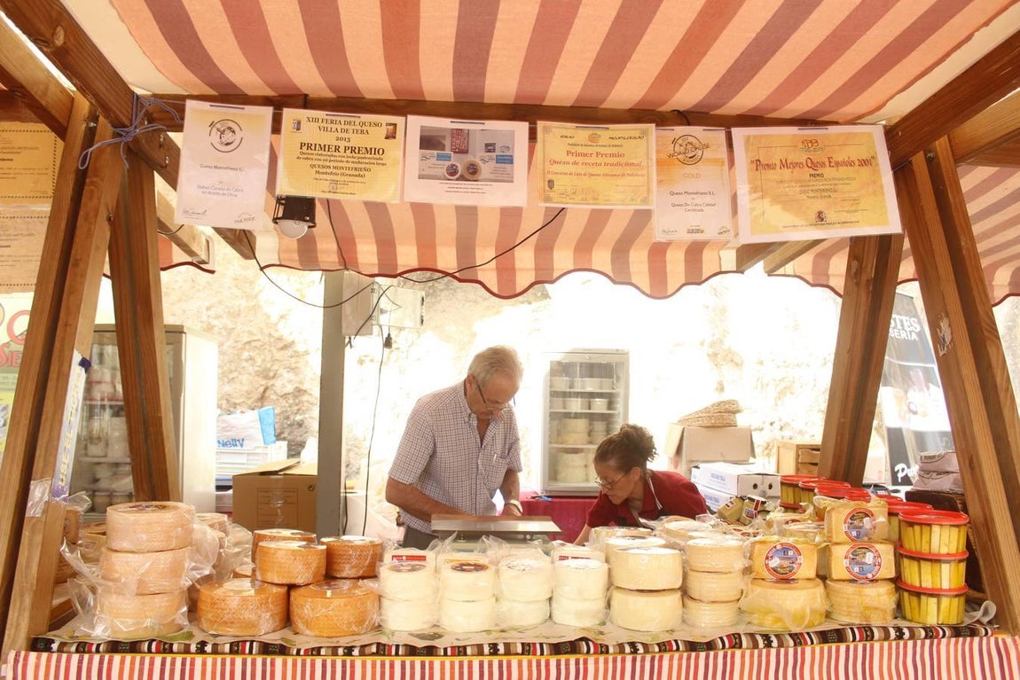 La jornada inaugural de la Fiesta del Queso de Zuheros, en imágenes