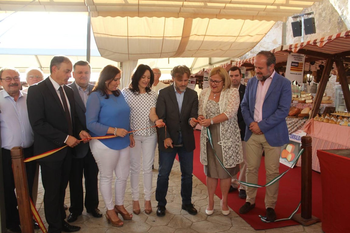 La jornada inaugural de la Fiesta del Queso de Zuheros, en imágenes