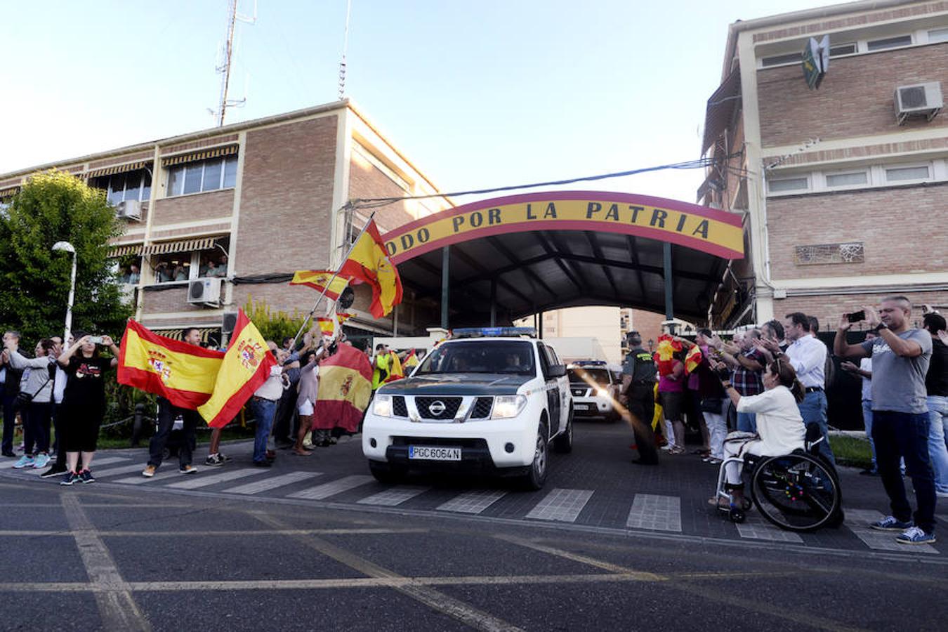 Despedida a una unidad de la Guardia Civil de Toledo que parte hacia Cataluña