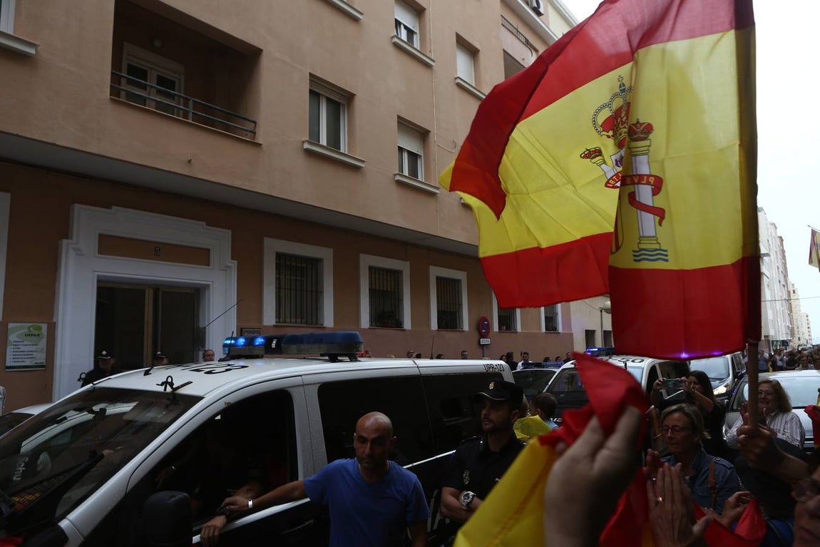 La Policía de Cádiz, despedida a lo grande en su partida hacia Cataluña