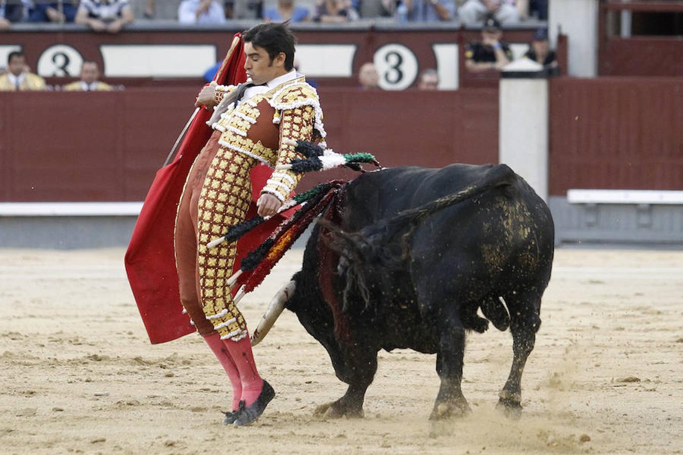 La soberbia tarde de Miguel Ángel Perera en la Feria de Otoño, en imágenes