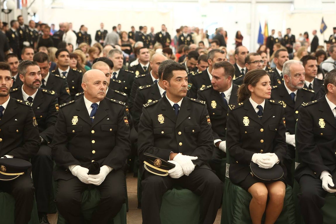 Fotos: Así ha sido la celebración el Día de la Policía en Cádiz