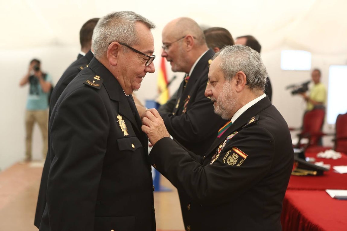 Fotos: Así ha sido la celebración el Día de la Policía en Cádiz
