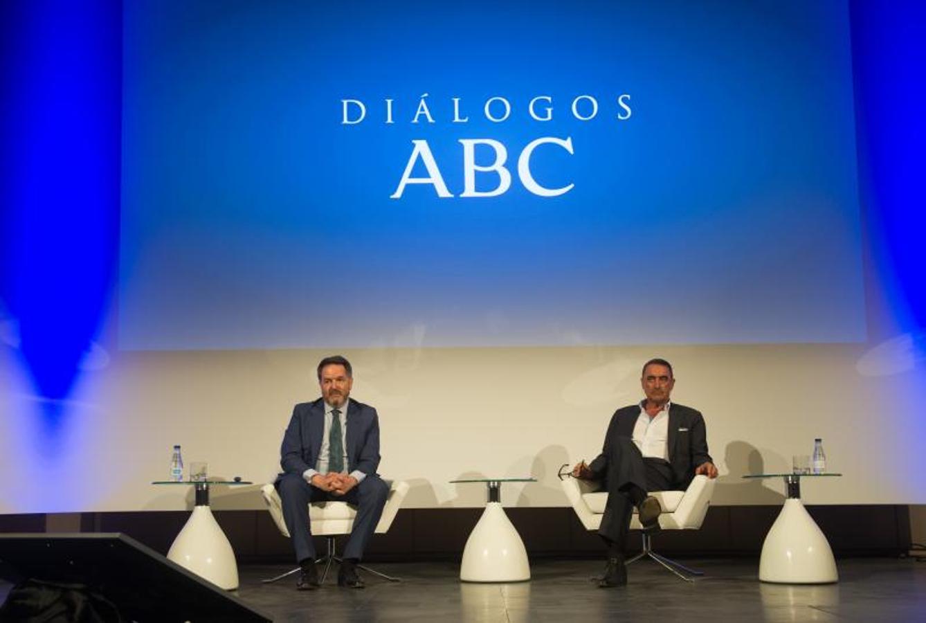 El dialogo organizado por ABC ha tenido lugar en el Auditorio Mutua Madrileña, patrocinador del evento.. 