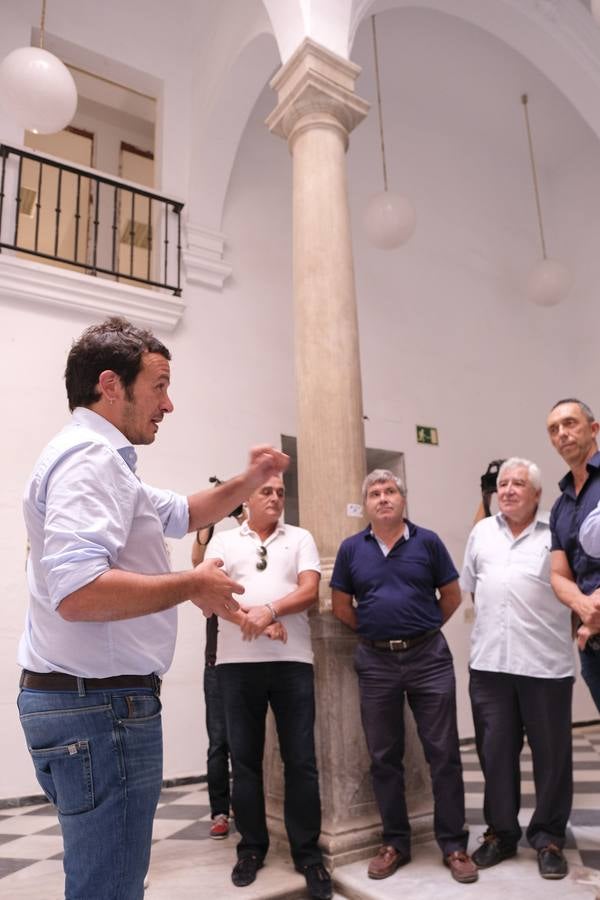 Visita al Palacio de Recaño posible del Museo del Carnaval