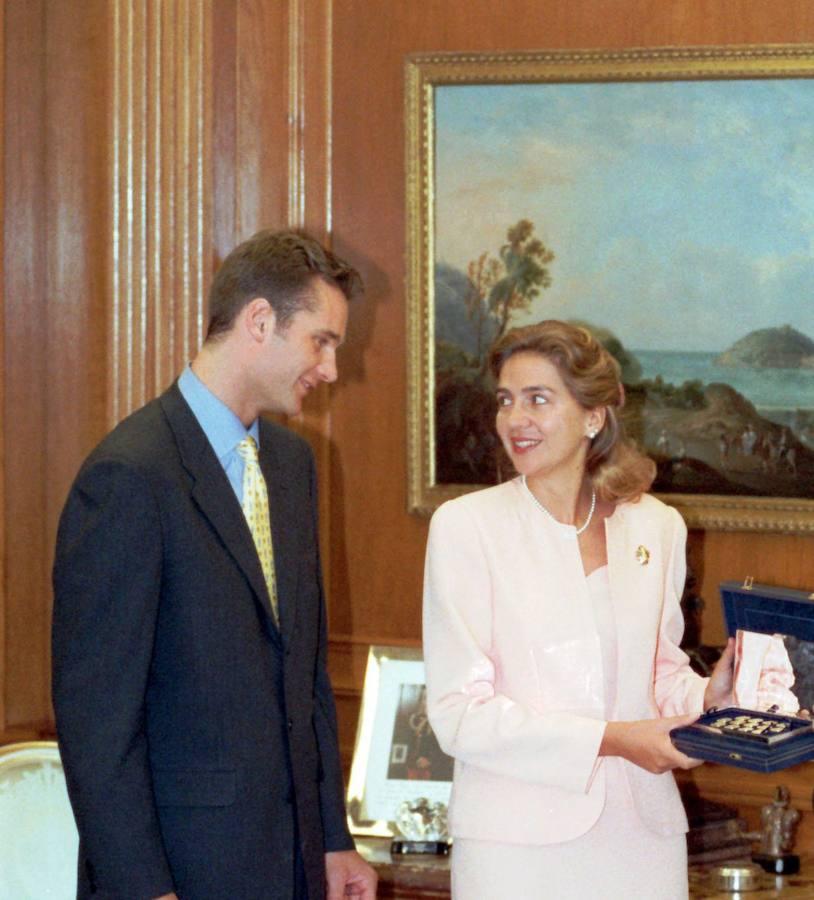 Iñaki Urdangarin y Cristina de Borbón, 20 años de matrimonio en imágenes