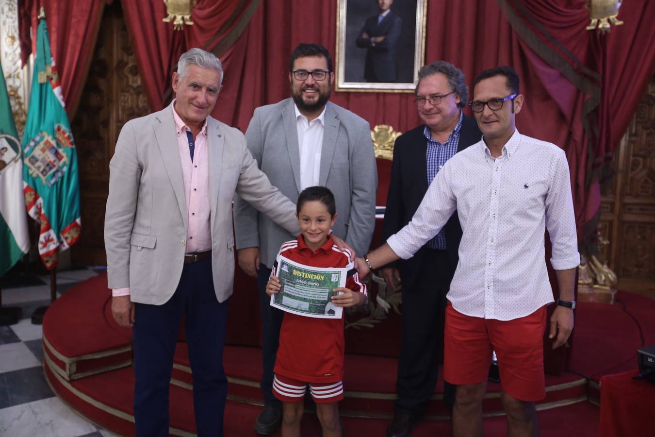 Reconociemiento a los futbolistas más deportivos de la provincia