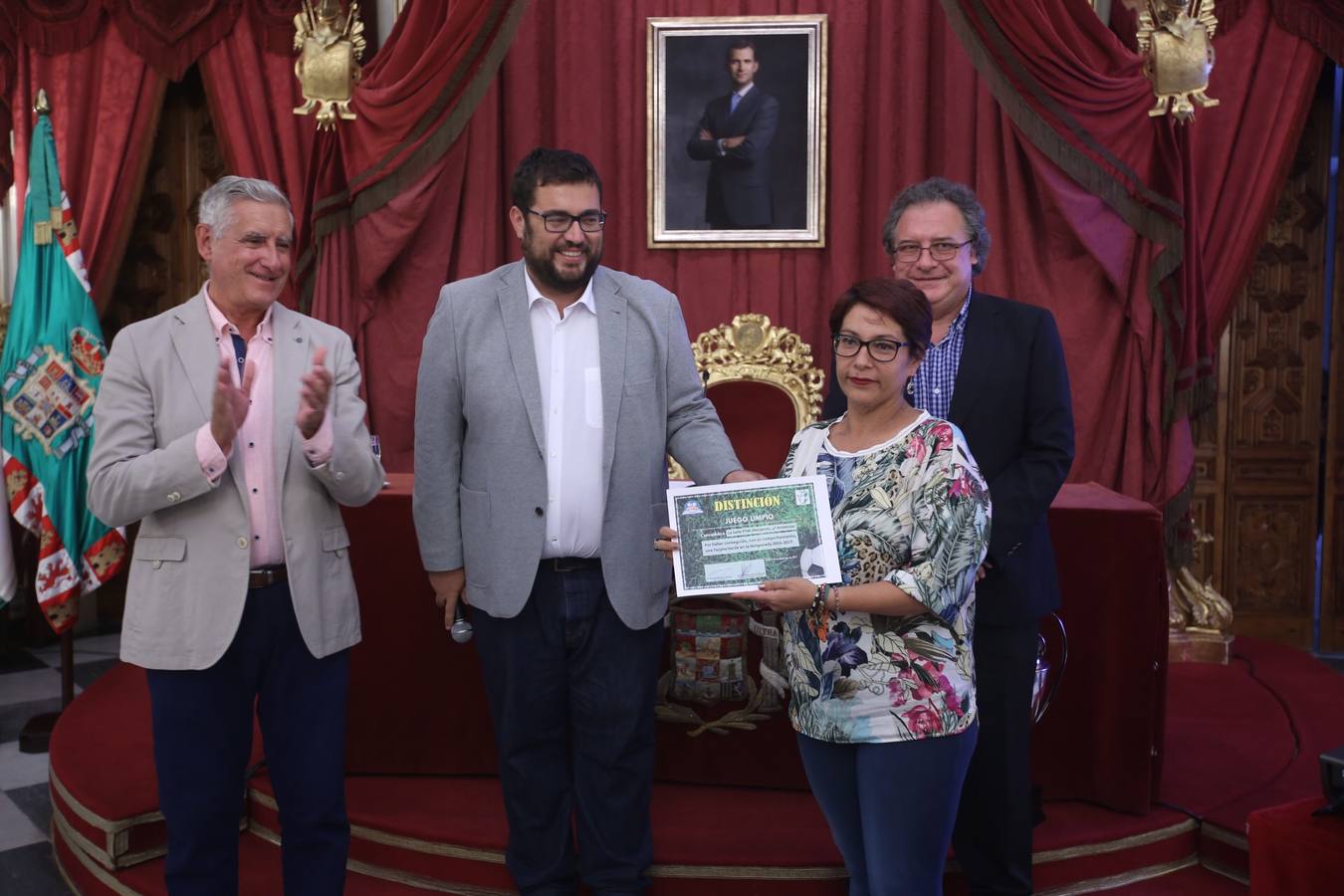 Reconociemiento a los futbolistas más deportivos de la provincia