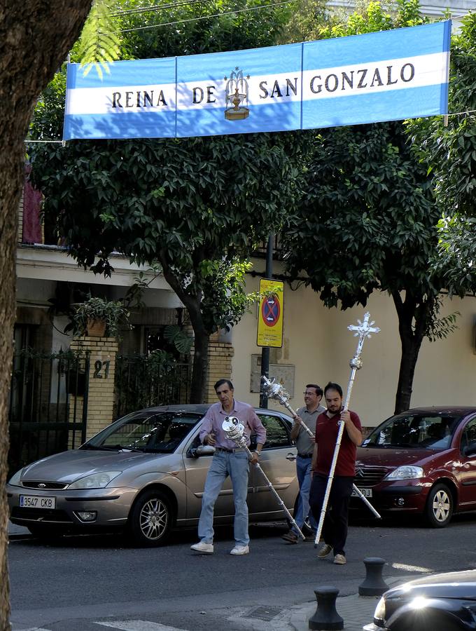 El Barrio León se engalana para la coronación de la Virgen de la Salud