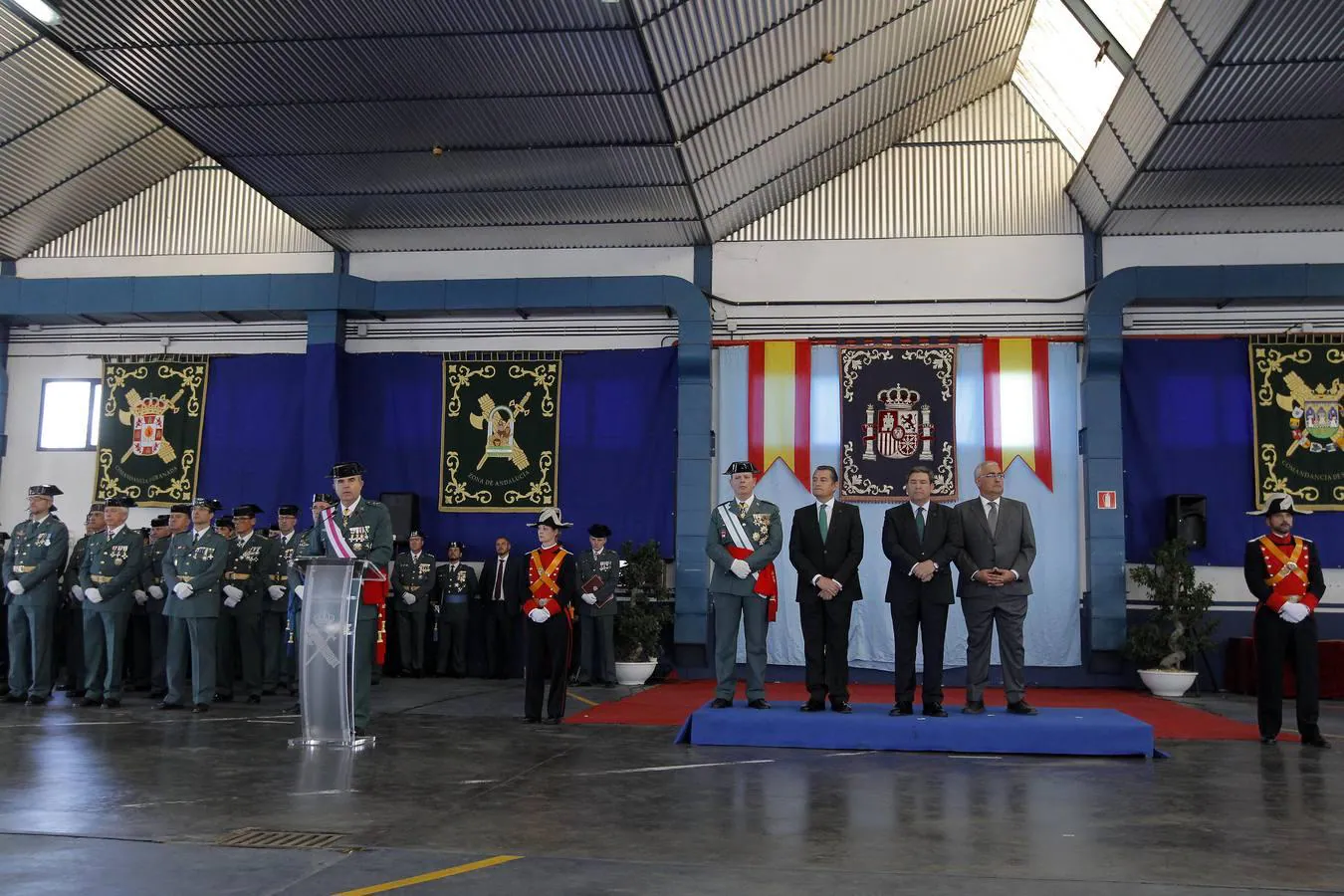 El general jefe de la IV Zona de la Guardia Civil, Manuel Contreras, durante su discurso