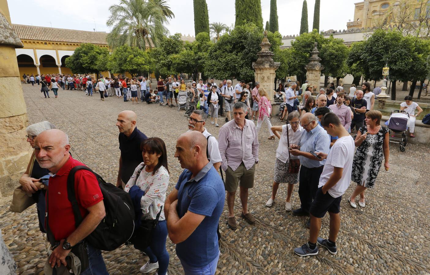 Imágenes de Córdoba llena en el 12 de octubre