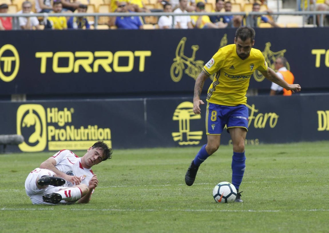Las mejores imágenes del duelo entre el Cádiz CF y la Cultural Leonesa