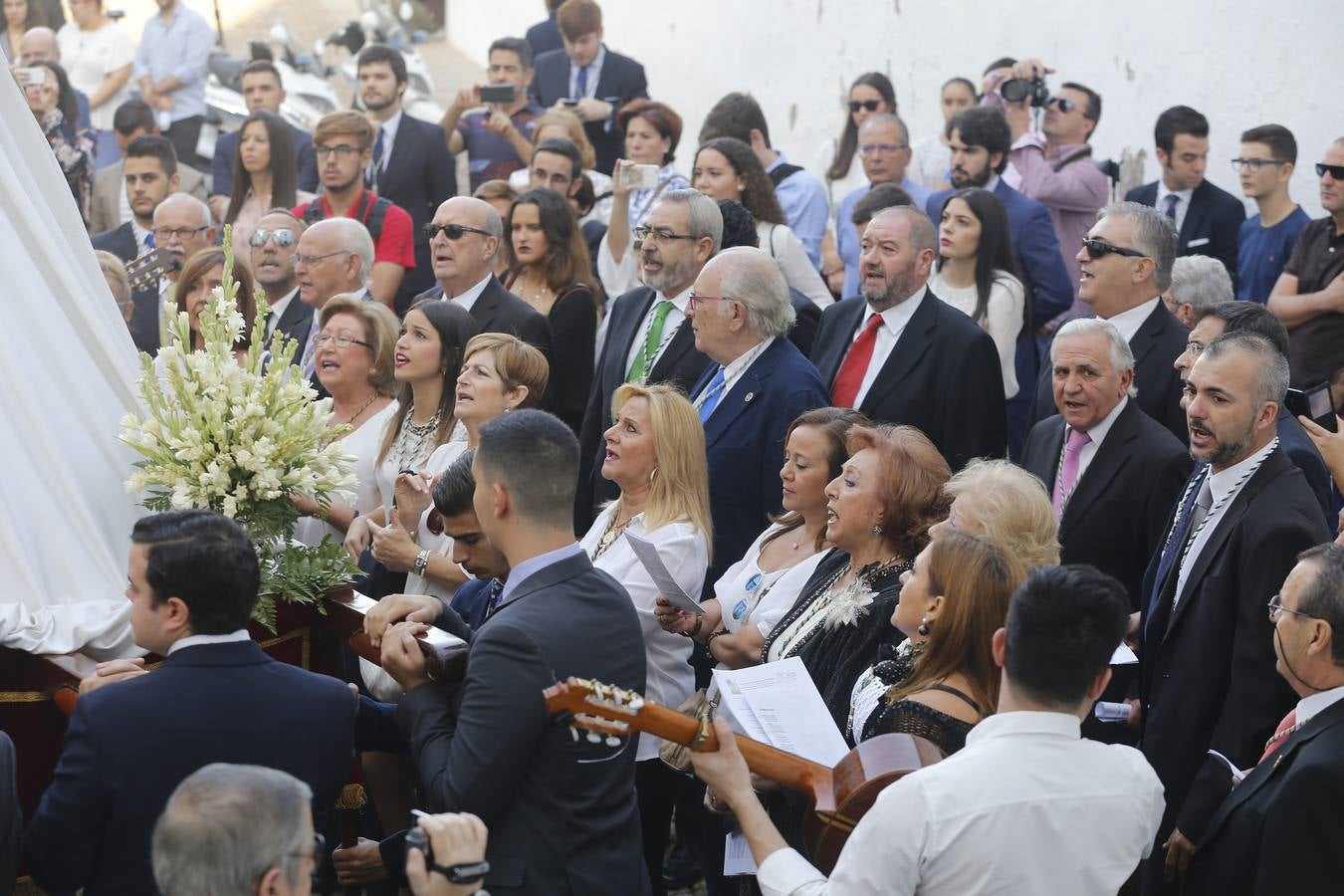 El rosario de la Paz y Esperanza, en imágenes