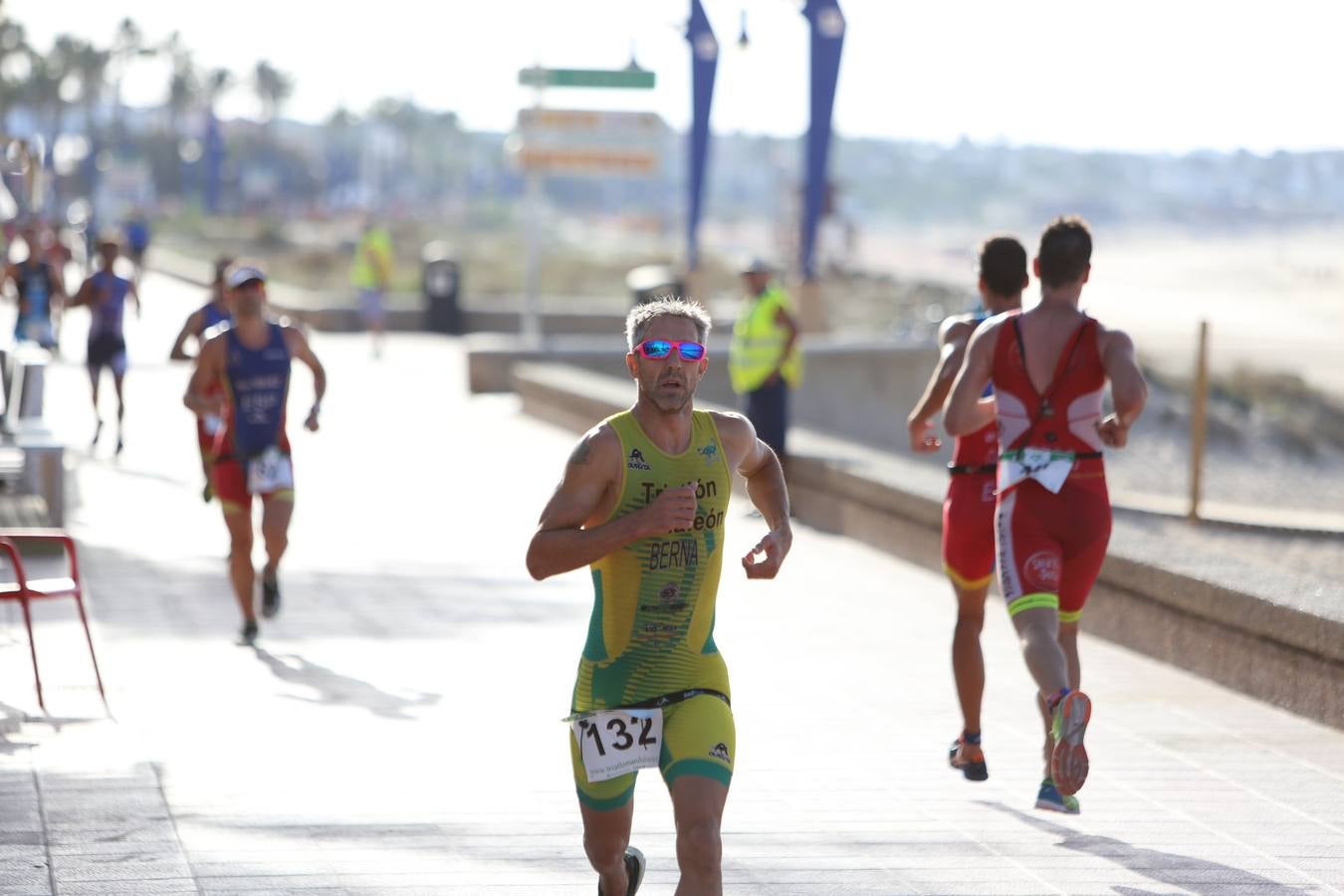 Búscate en el XXX Triatlón Ciudad de Chiclana (II)